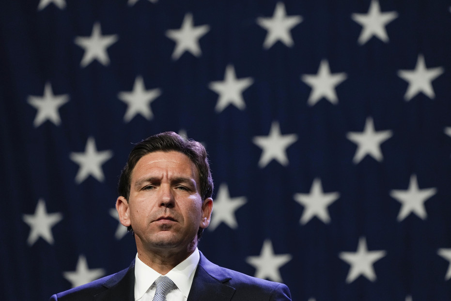 Gov. Ron DeSantis cruises to re-election, solidifying GOP hold on