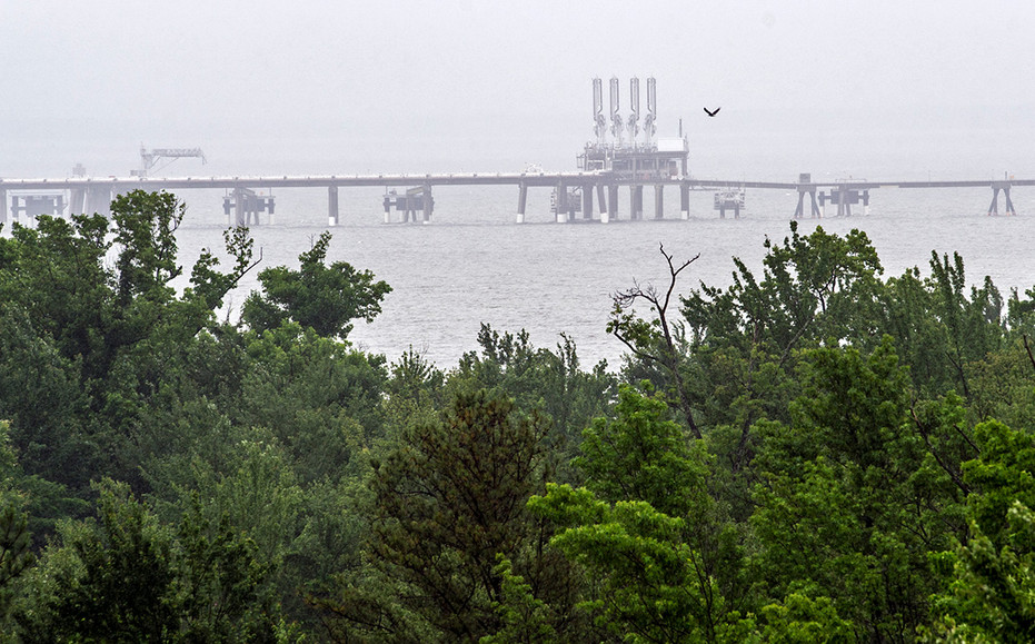 The offshore loading platform of an LNG terminal in Chesapeake Bay. 
