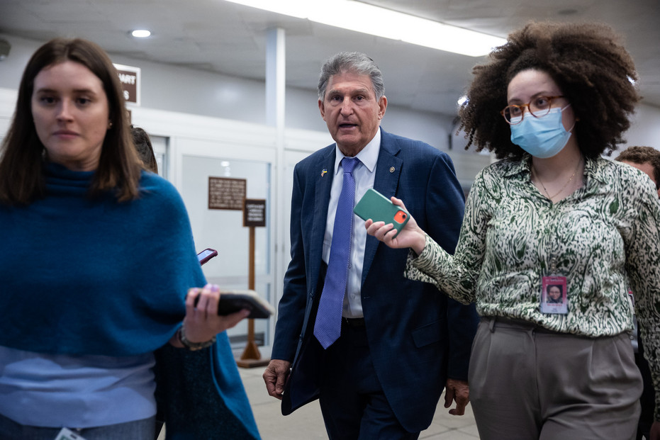 Sen. Joe Manchin (D-W.Va.). Sen. Joe Manchin (D-W.Va.).